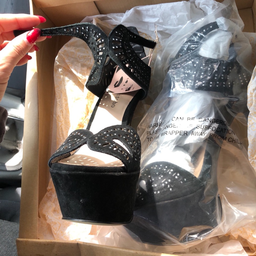 Zigi Soho Platform Stilettos size 8